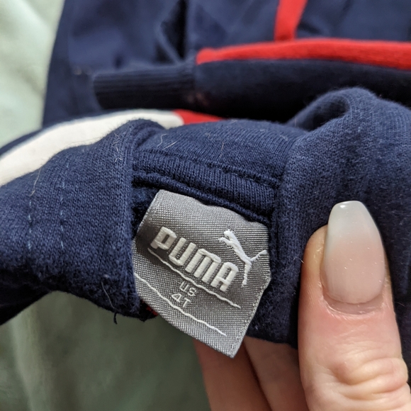 Boys 4T Puma Sweaters - Picture 2 of 3